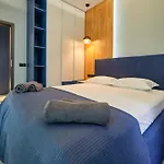 Florance Luxury In Apartamento Burgas