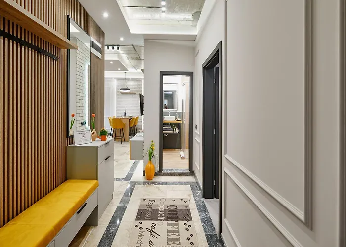 아파트 Florance Luxury In 부르가스